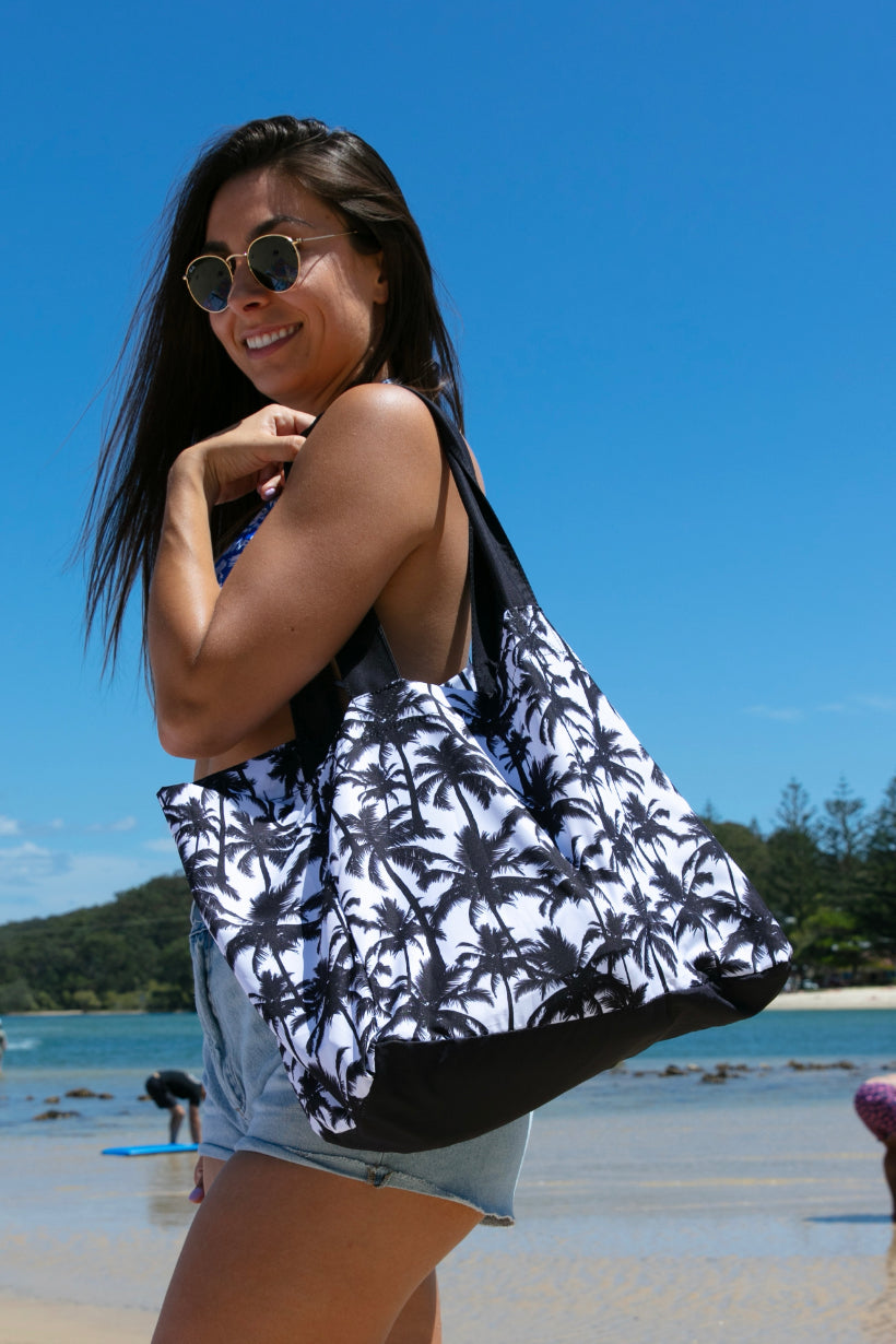 Foldable Palm Trees Bag-Cheeky Winx