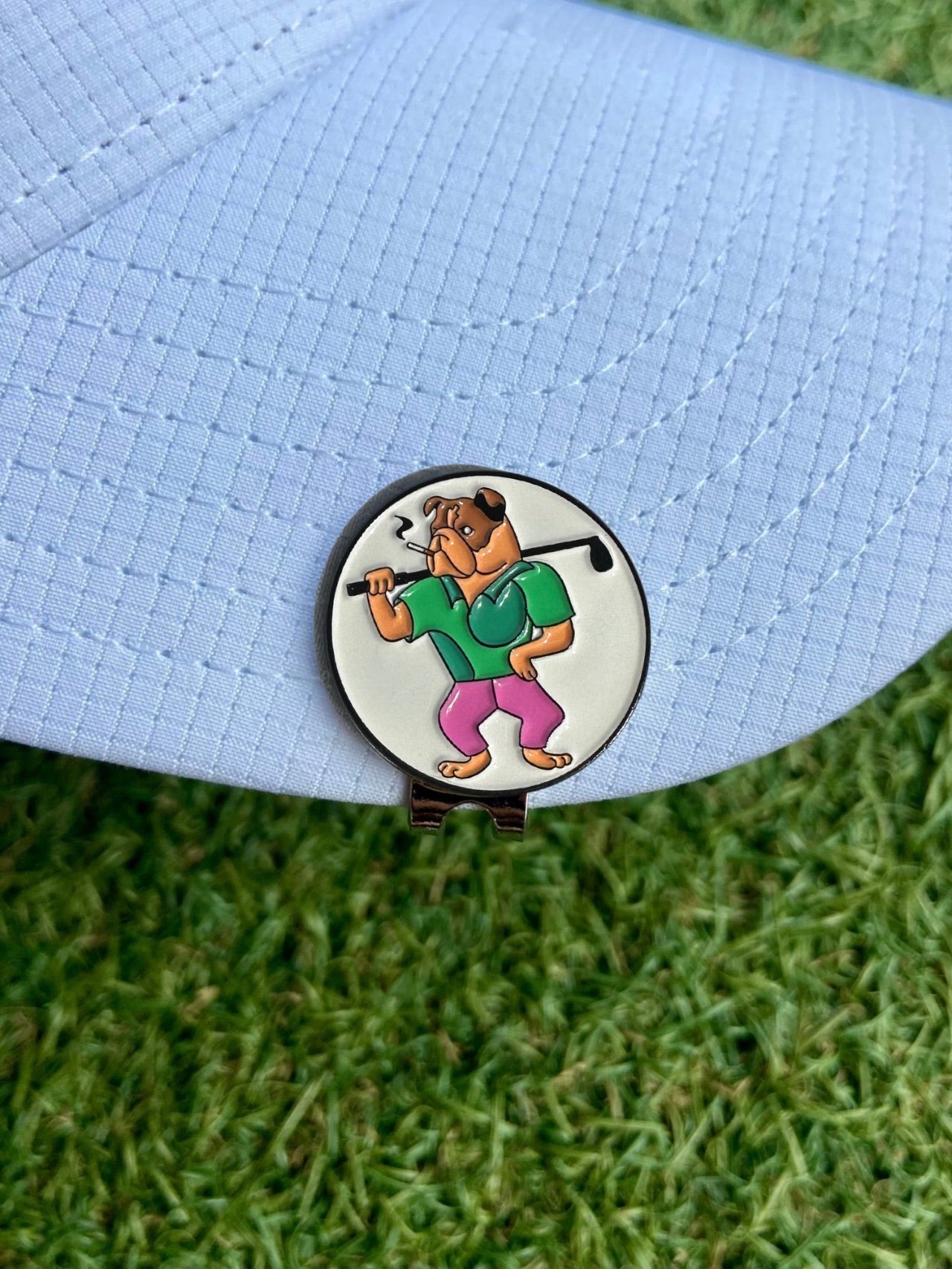 Dogs Who Golf Ball Marker - Cheeky Winx