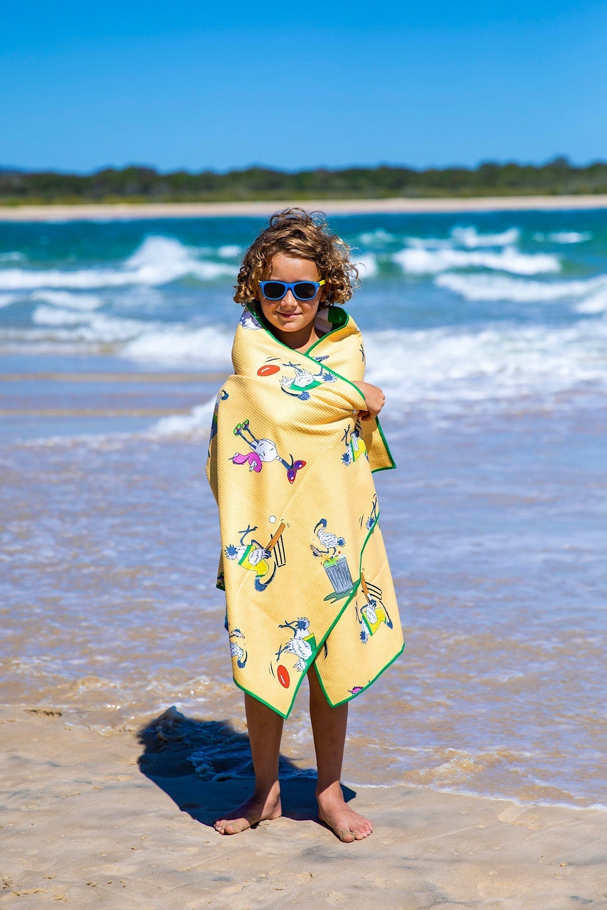 Kids Bin Chickens Beach Towel - Cheeky Winx