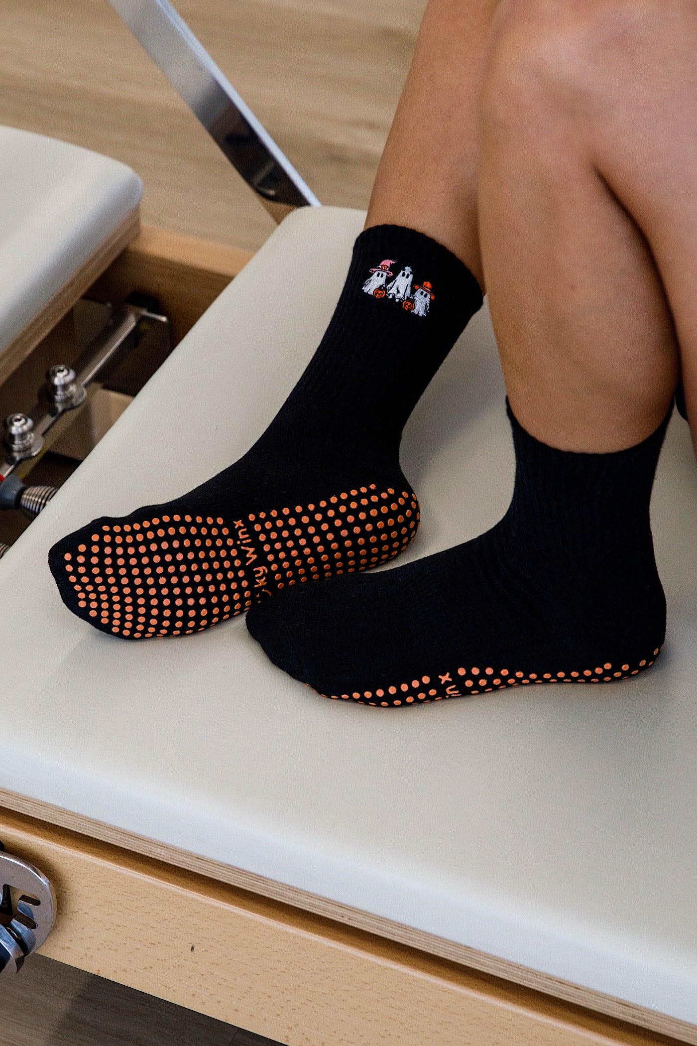 Crew Halloween Grip Socks-Cheeky Winx