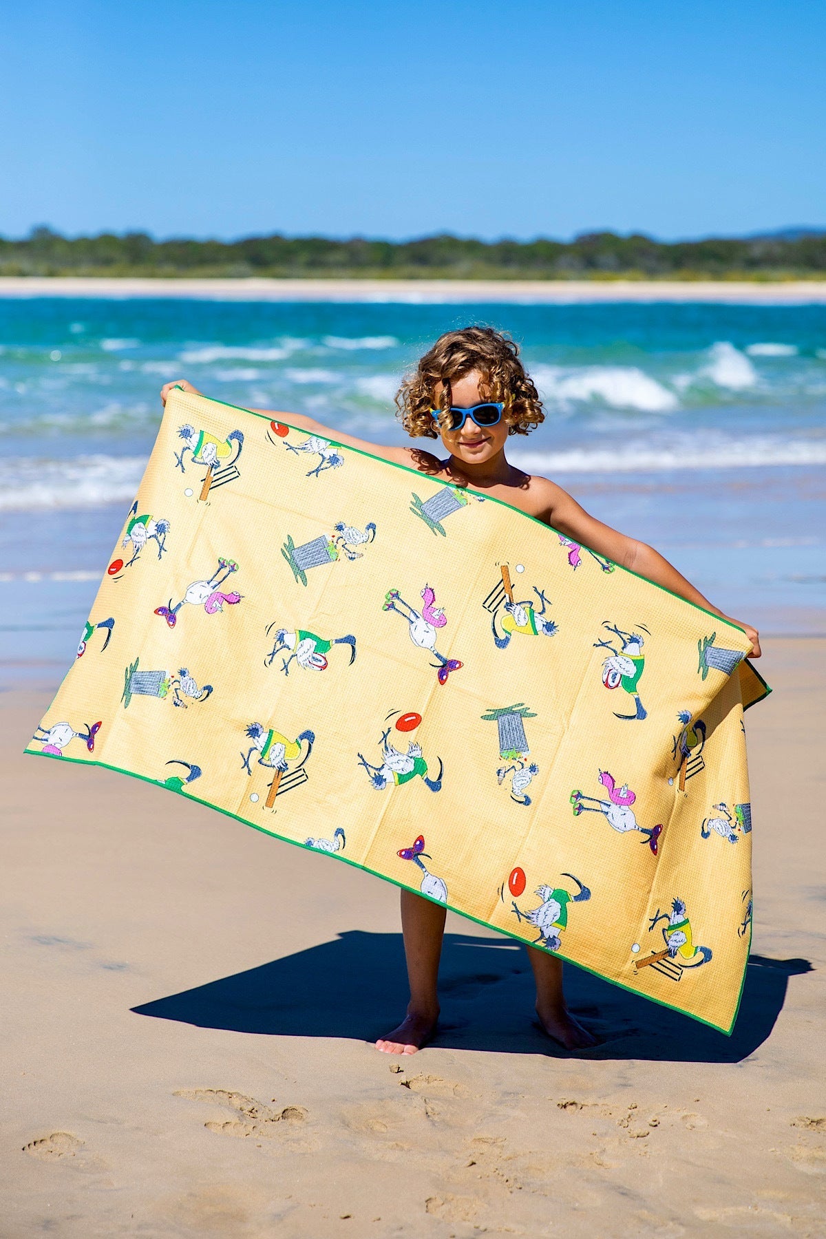 BAGLESS Kids Bin Chickens Beach Towel-Cheeky Winx