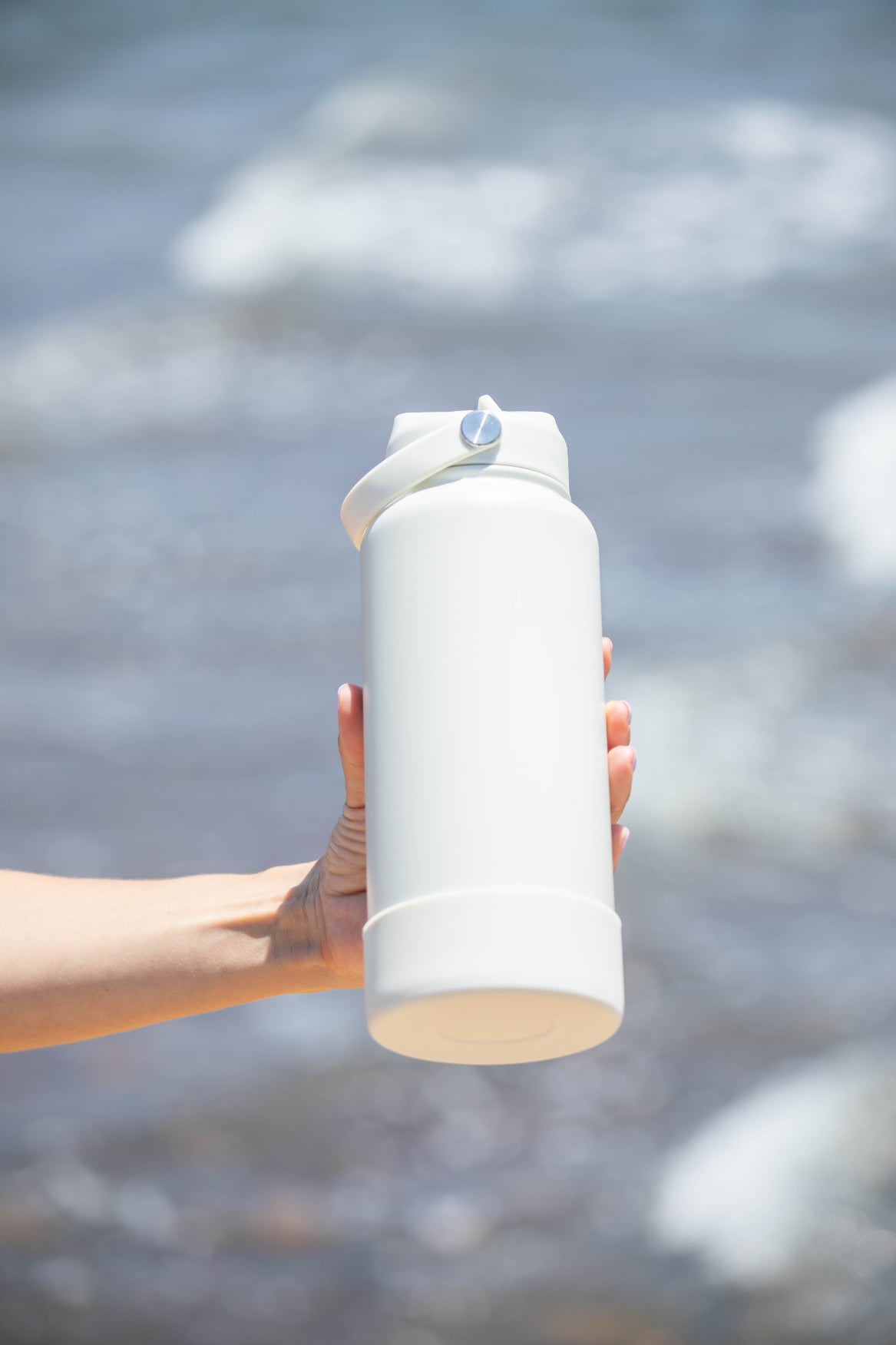 Pearl Thermal Water Bottle 950ml + FREE silicone bumper-Cheeky Winx
