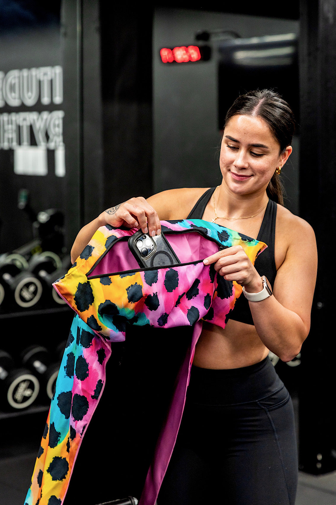 Pink Leopard Hooded Gym Towel With Zip Pocket - Cheeky Winx