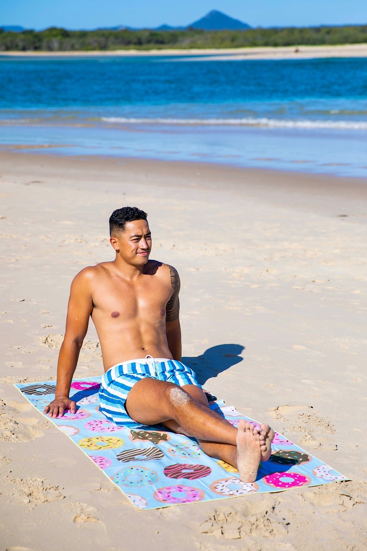 BAGLESS XL Beached Donuts - Cheeky Winx