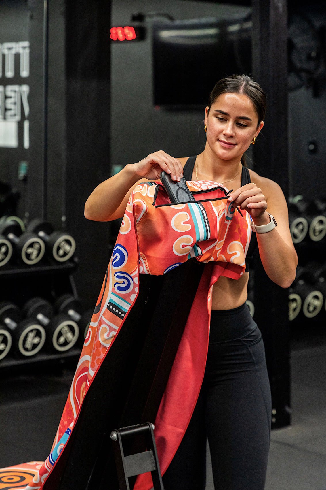 Hooded Follow X Merindah - Gunya Gym Towel - Cheeky Winx