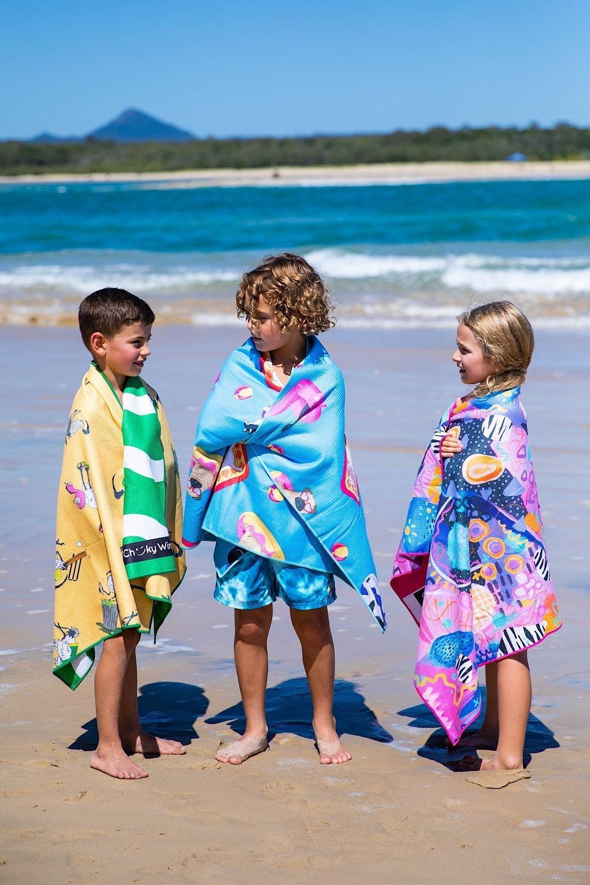 Kids Bin Chickens Beach Towel - Cheeky Winx
