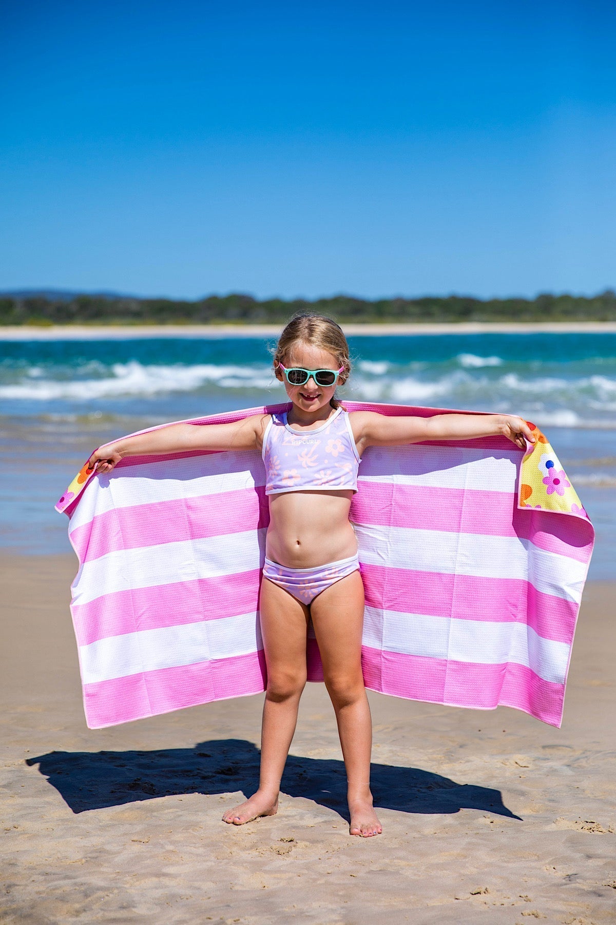 Kids Daisy Fields Beach Towel - Cheeky Winx