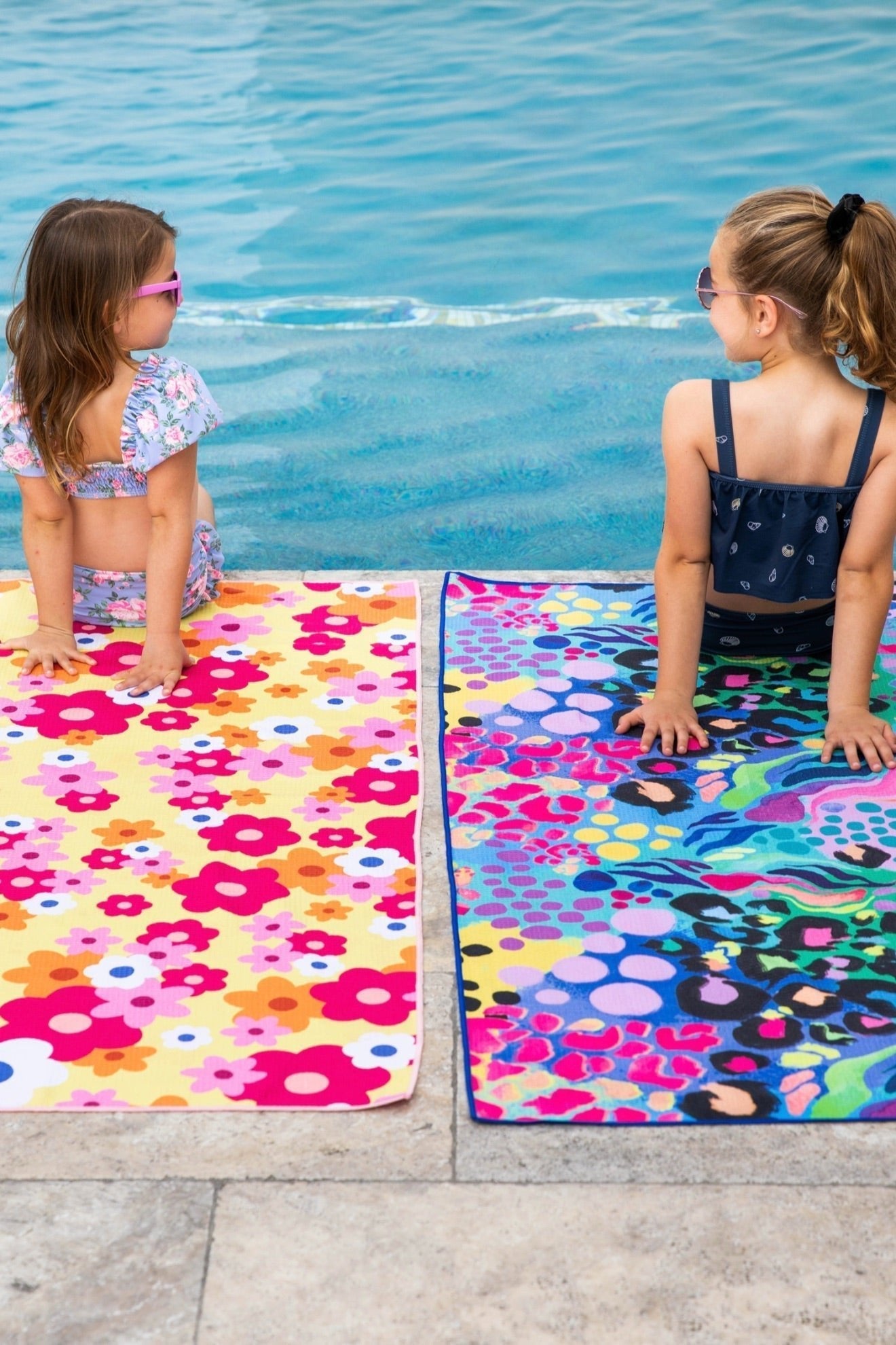Kids Daisy Fields Beach Towel - Cheeky Winx